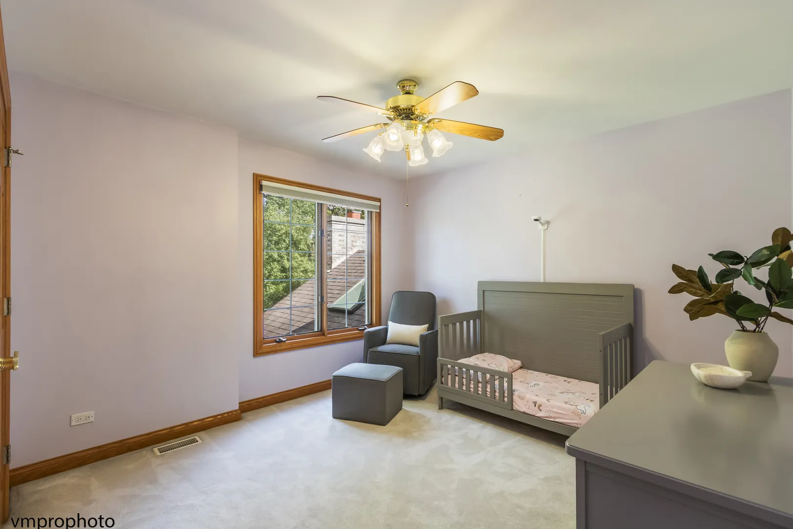 760 E Woodland Avenue IL