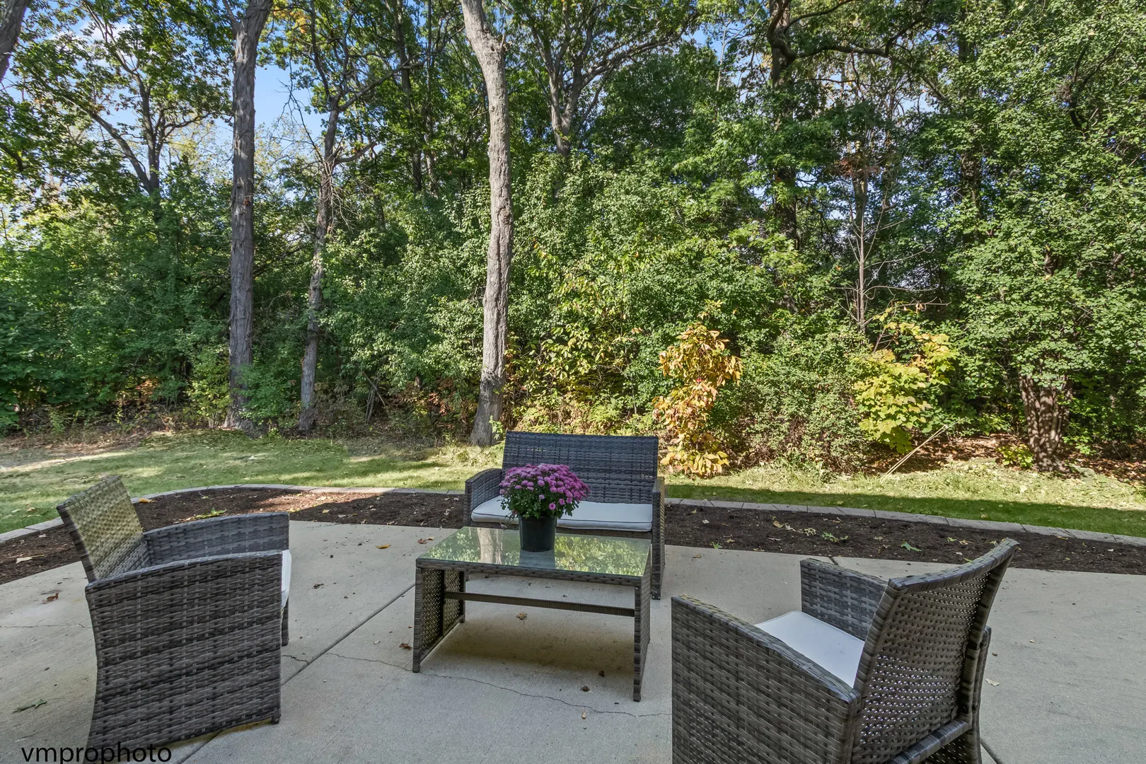 760 E Woodland Avenue IL
