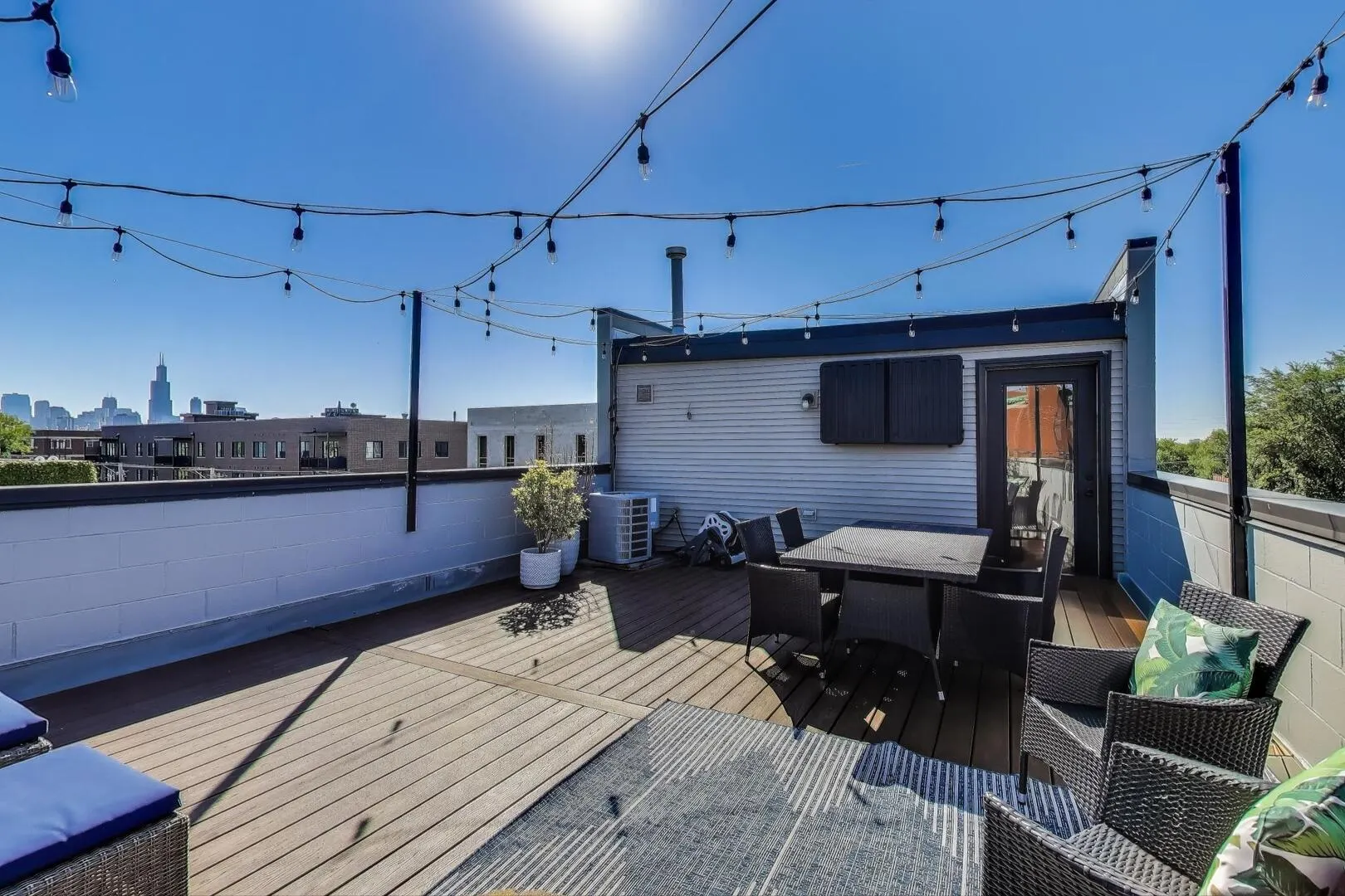 2237 W Race Avenue 2 IL