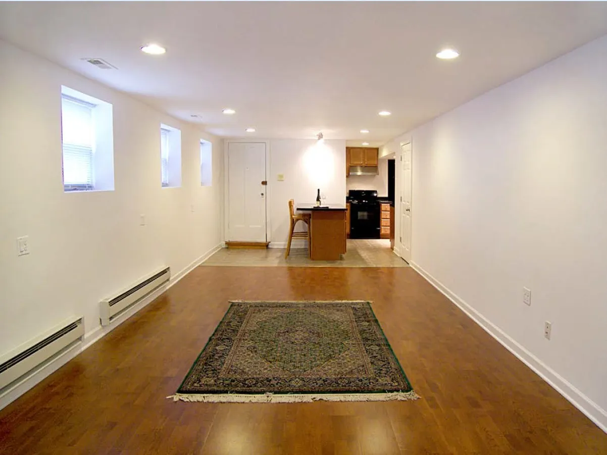 2525 W ARDMORE Avenue BW IL