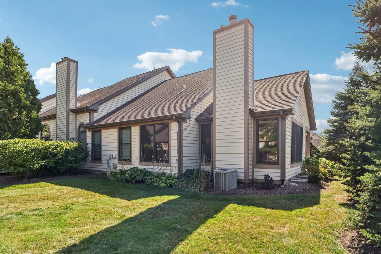 502 Rosebud Drive S IL