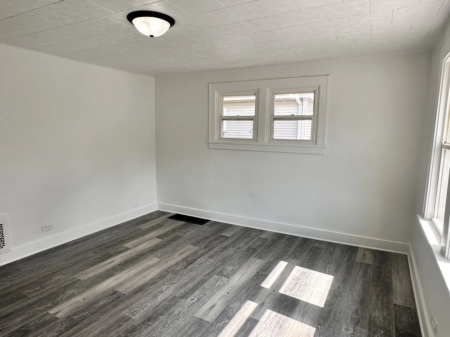 706 Illinois Avenue IL