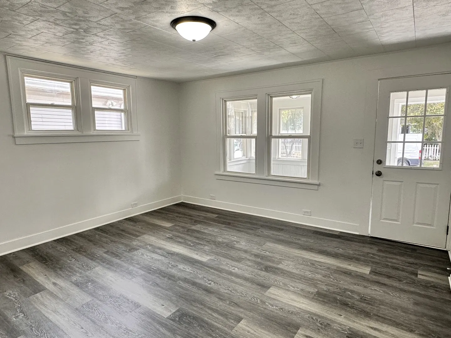 706 Illinois Avenue IL