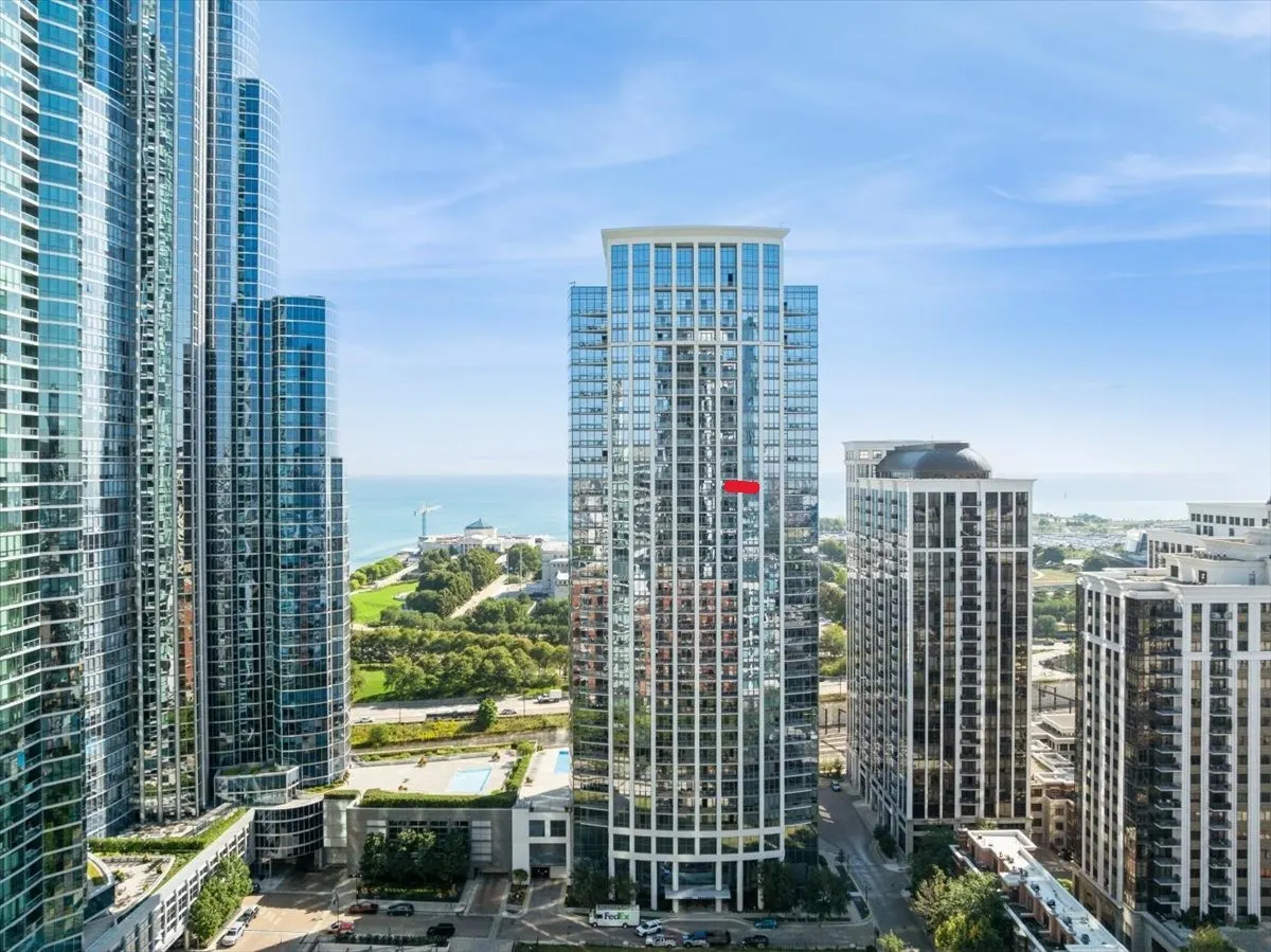 1235 S Prairie Avenue 2506 IL
