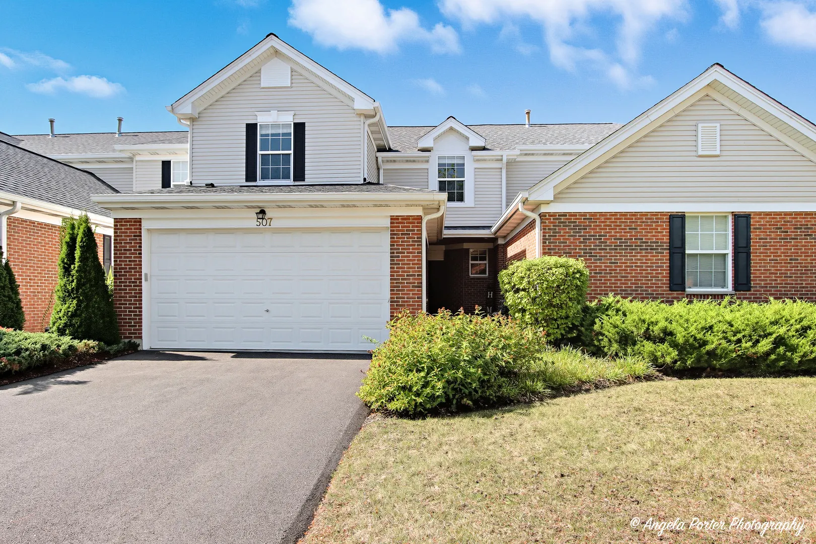 507 Legend Lane IL