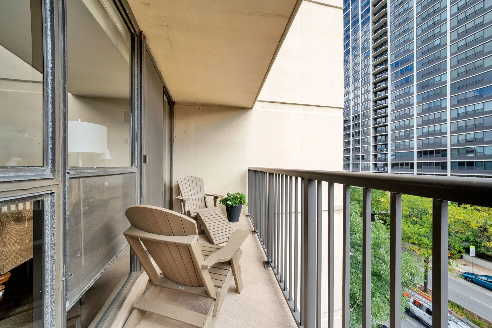 1540 N La Salle Drive 501 IL