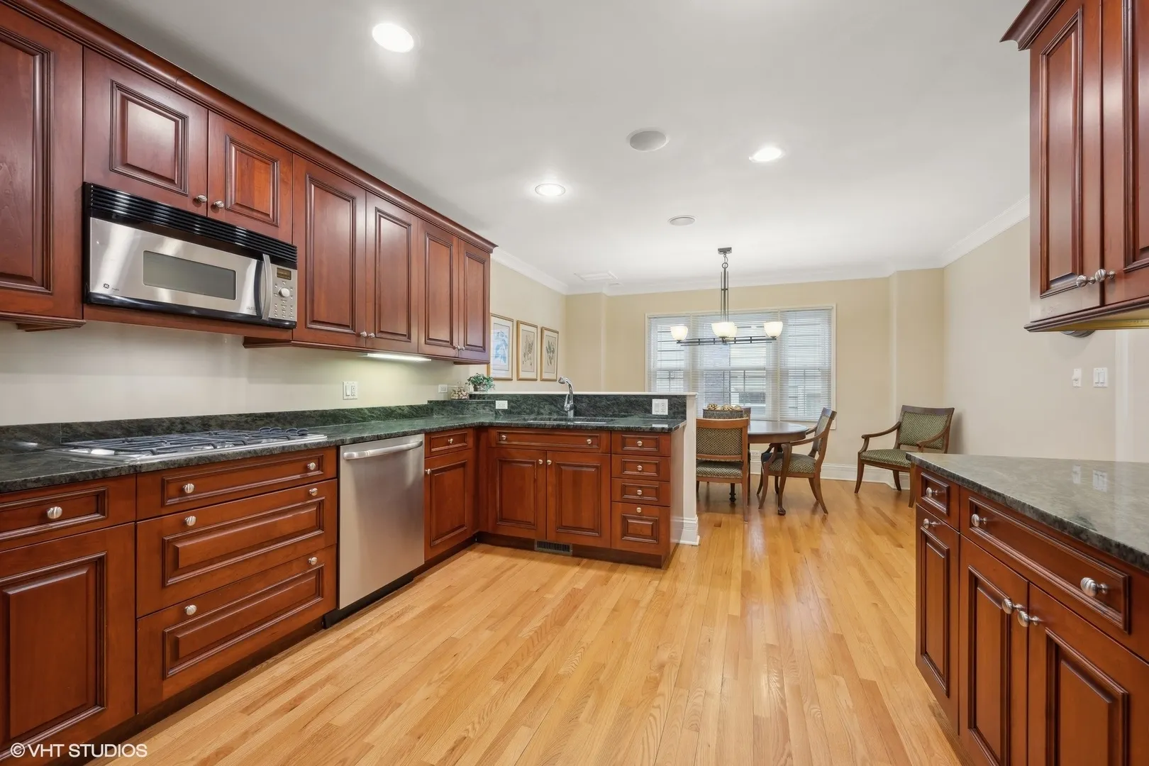 410 Green Bay Road IL
