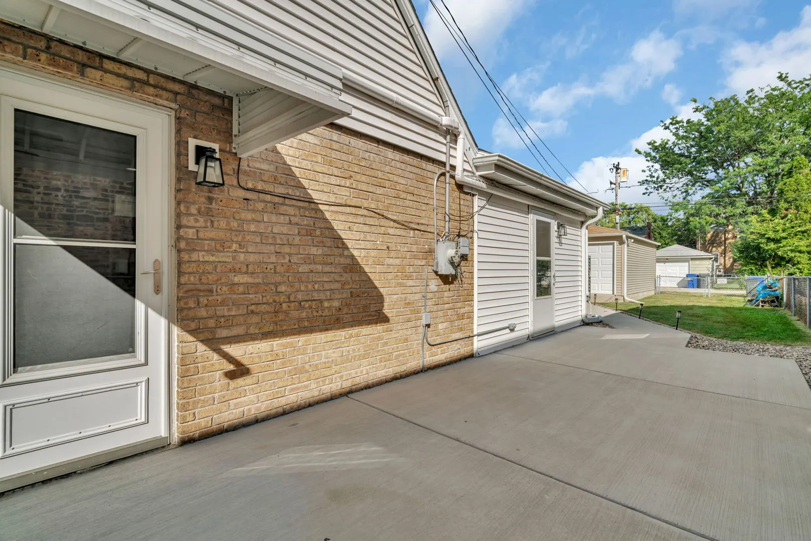 4239 Custer Avenue IL