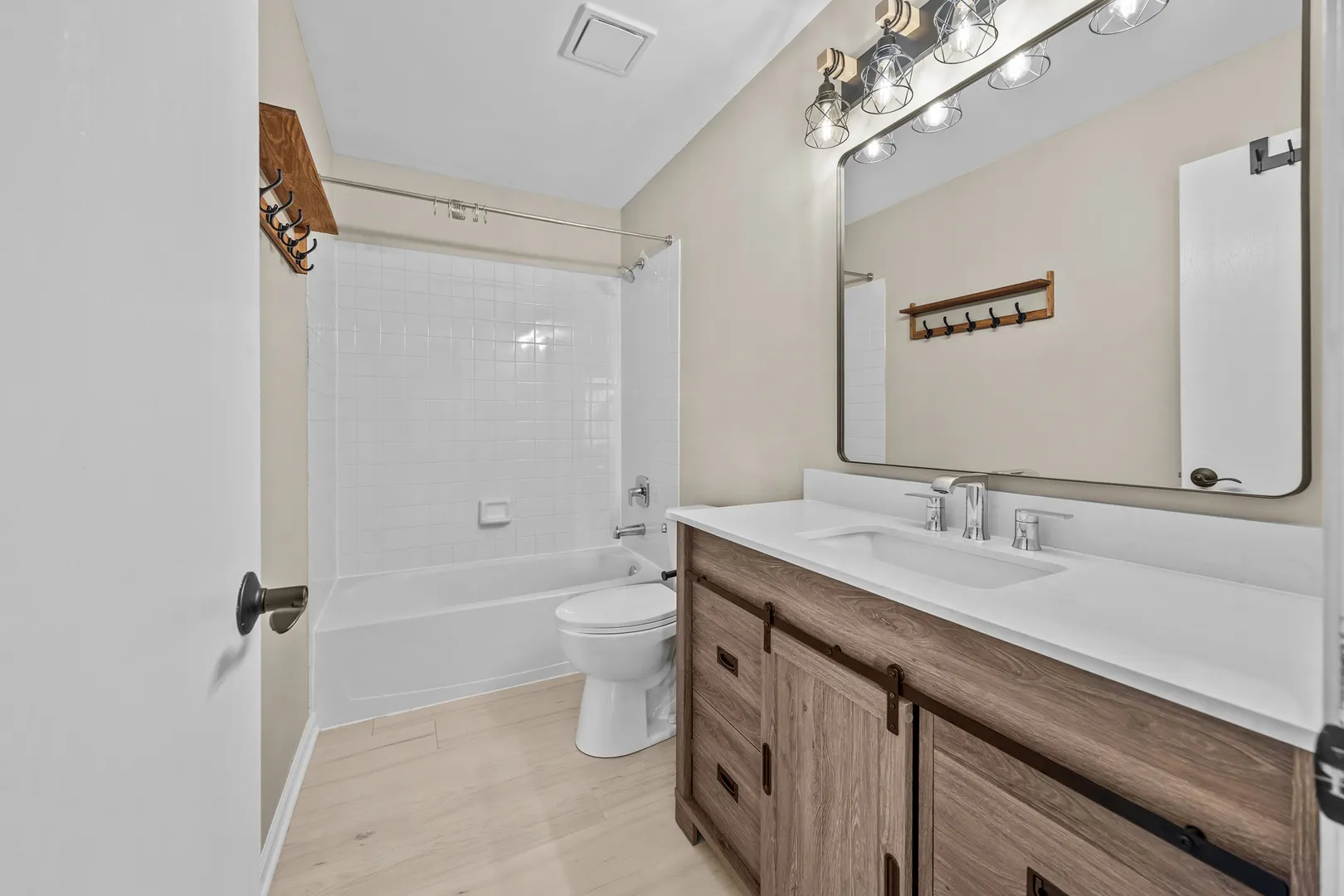 4827 Turnberry Drive IL