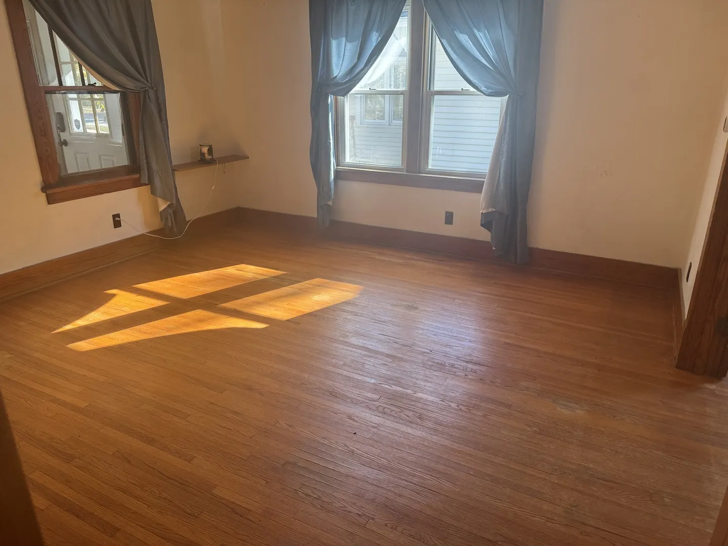 219 S Jackson Street IL