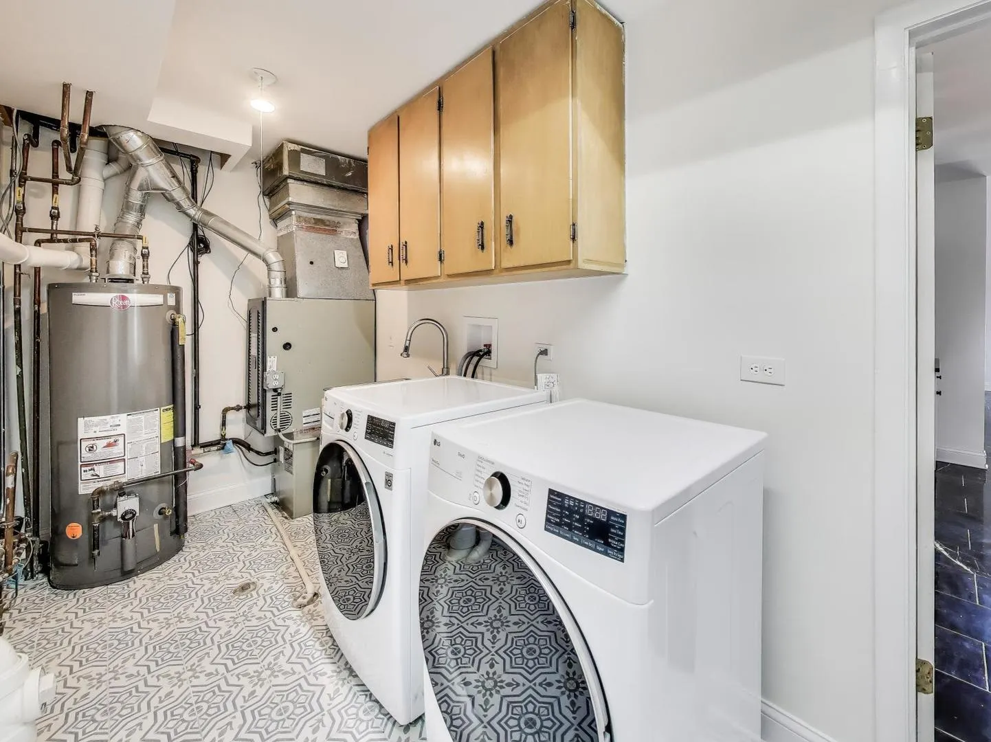 23W160 Woodcroft Drive IL