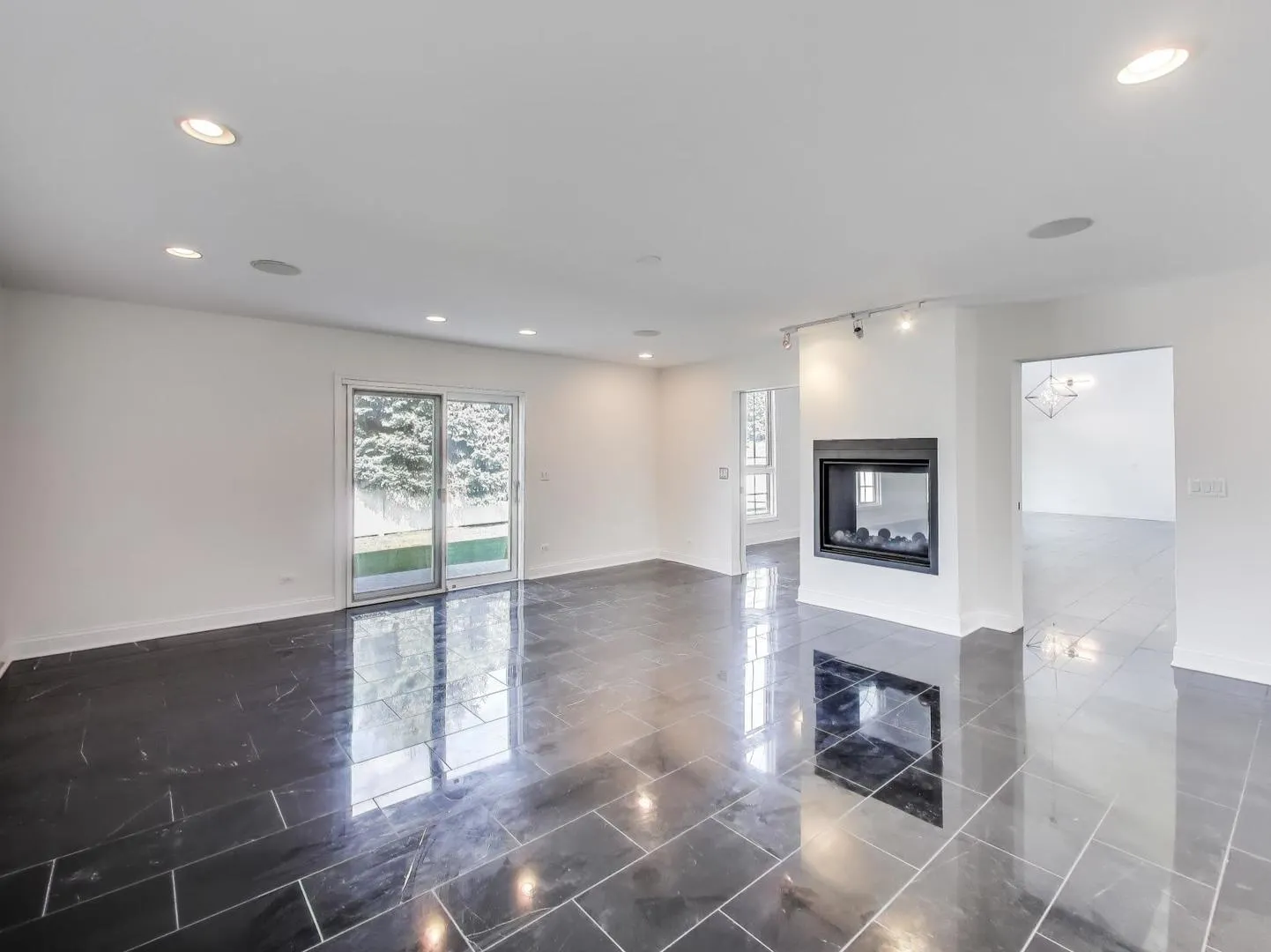 23W160 Woodcroft Drive IL