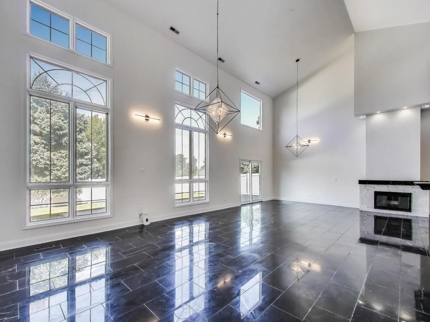 23W160 Woodcroft Drive IL