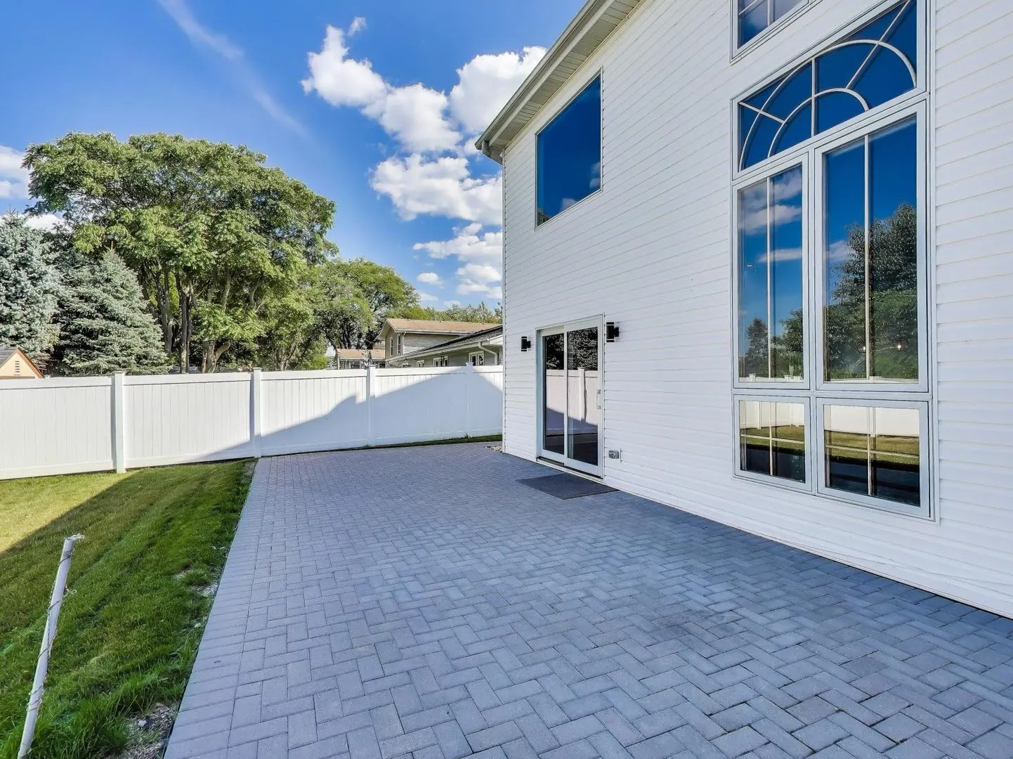 23W160 Woodcroft Drive IL