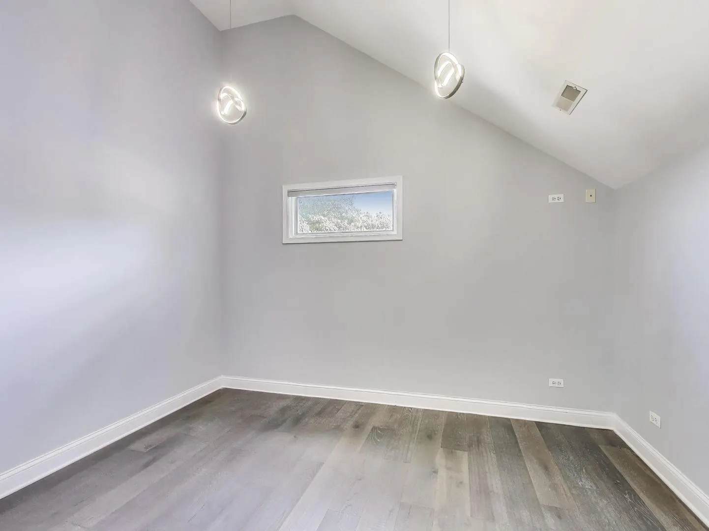 23W160 Woodcroft Drive IL