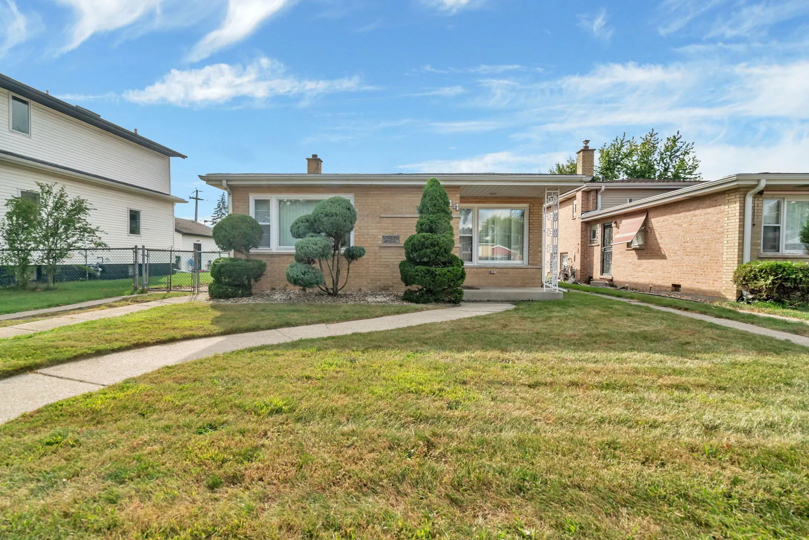 8844 S Francisco Avenue IL