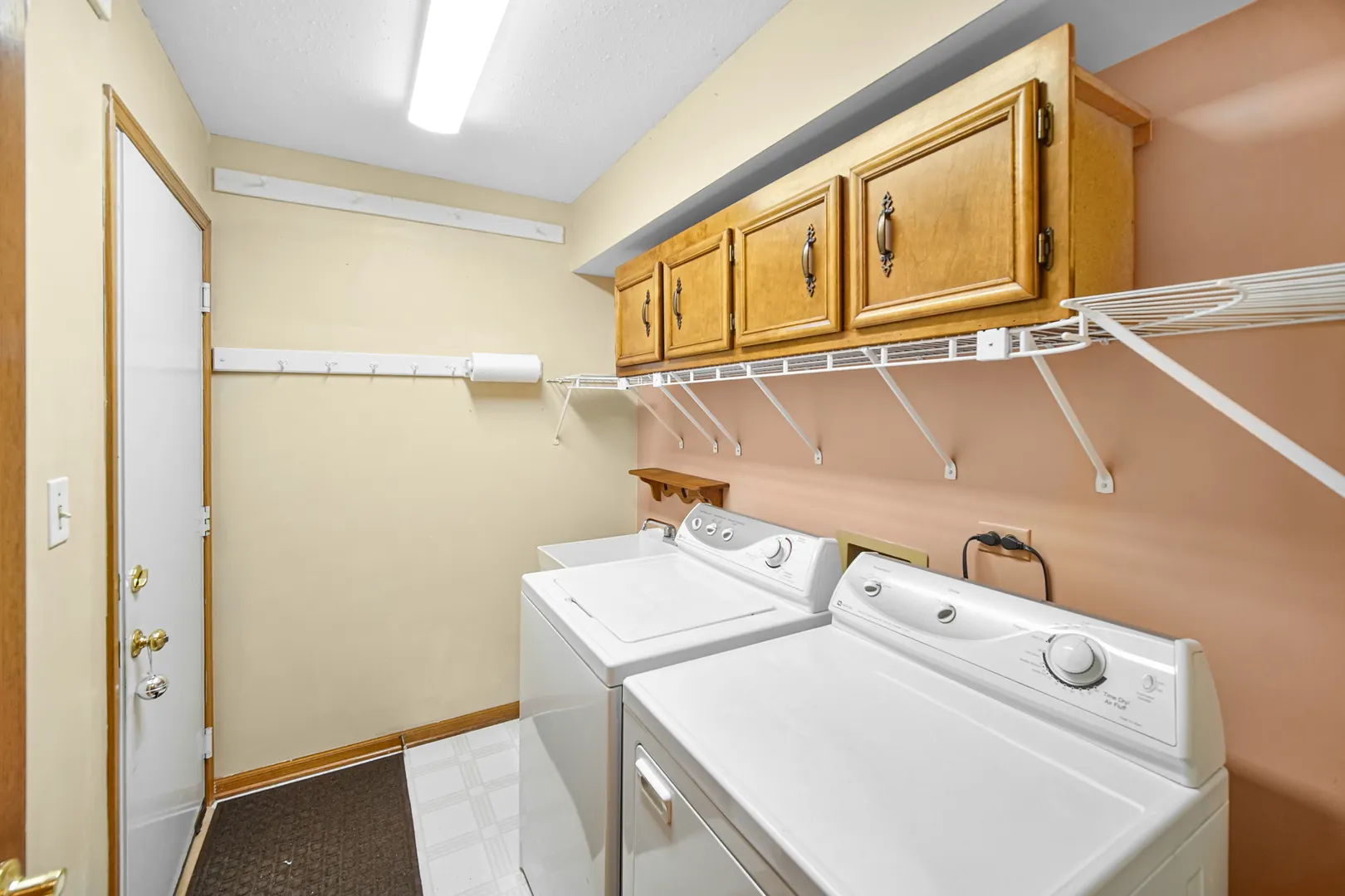 9378 Fox Run Circle IL