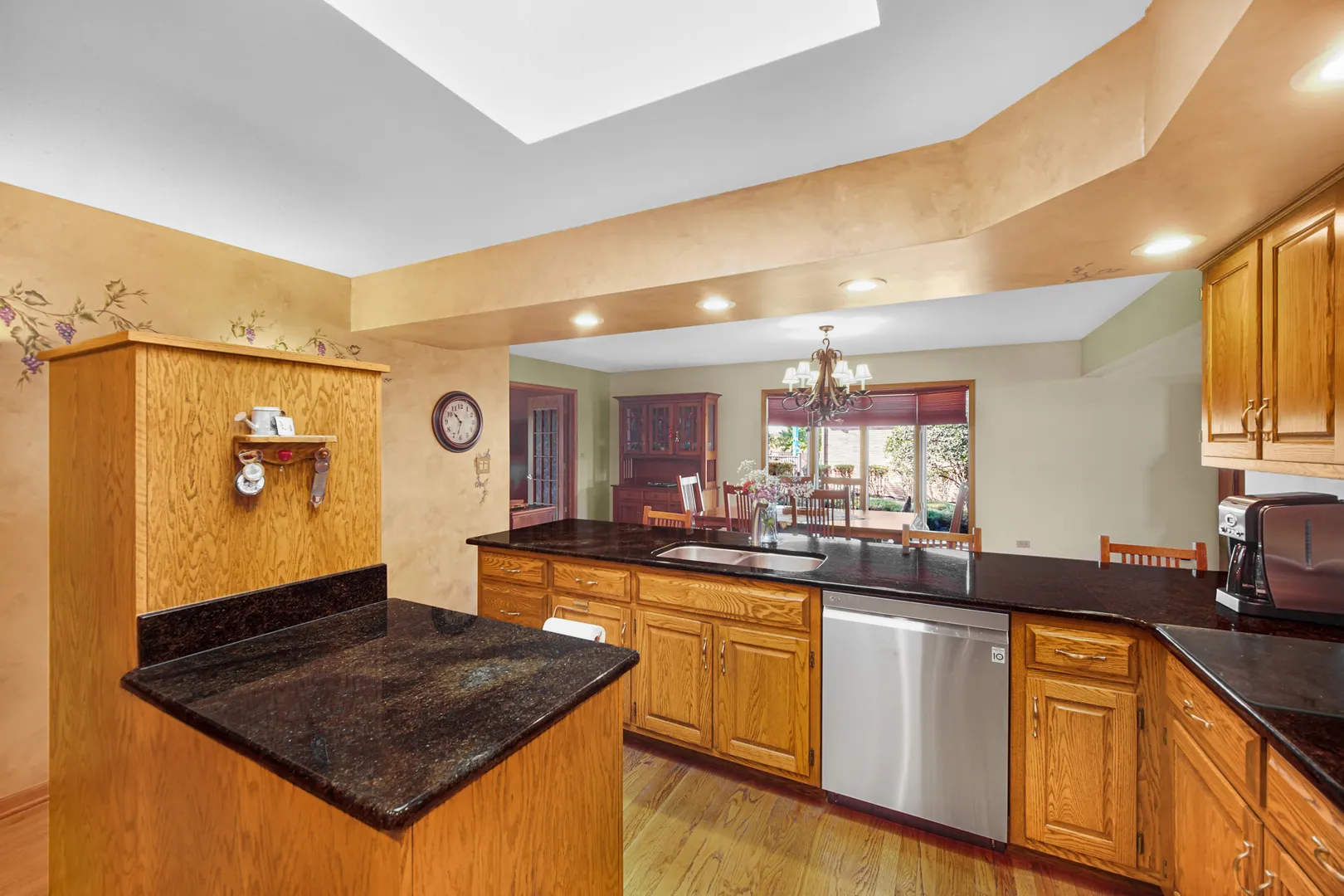 9378 Fox Run Circle IL