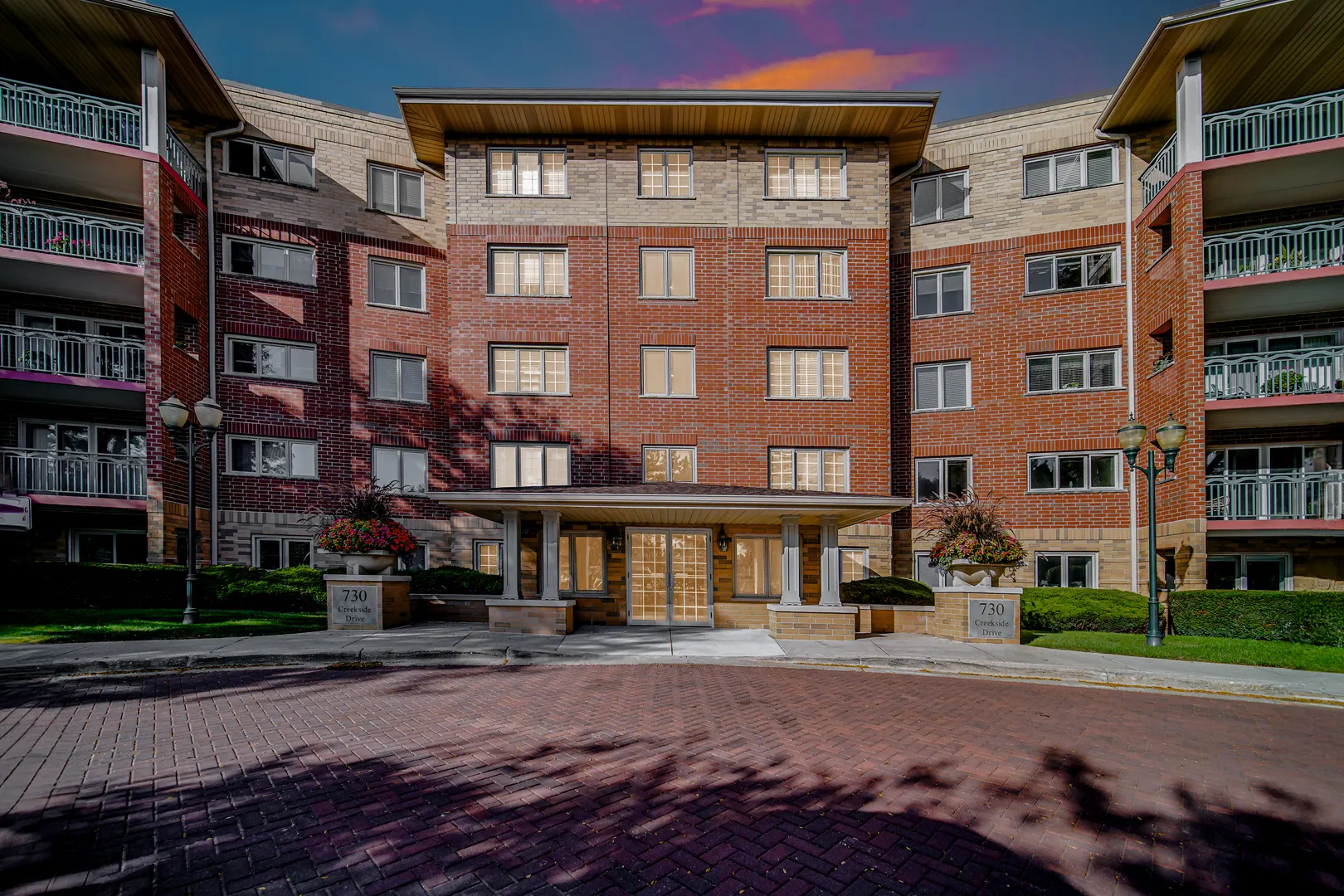730 Creekside Drive 405C IL