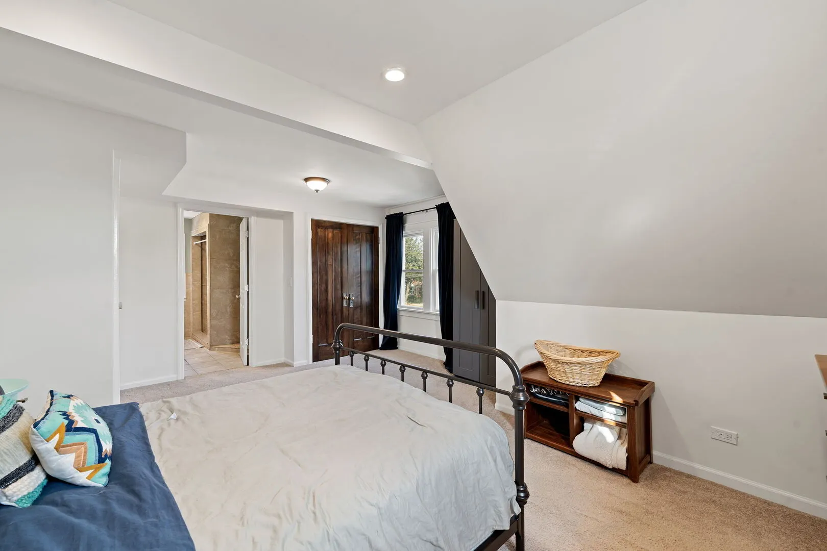 1488 Van Buren Avenue IL
