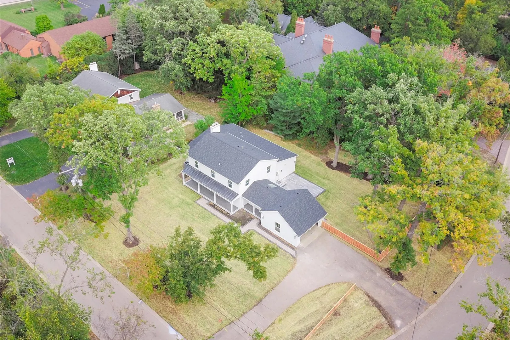 707 Brierhill Road IL