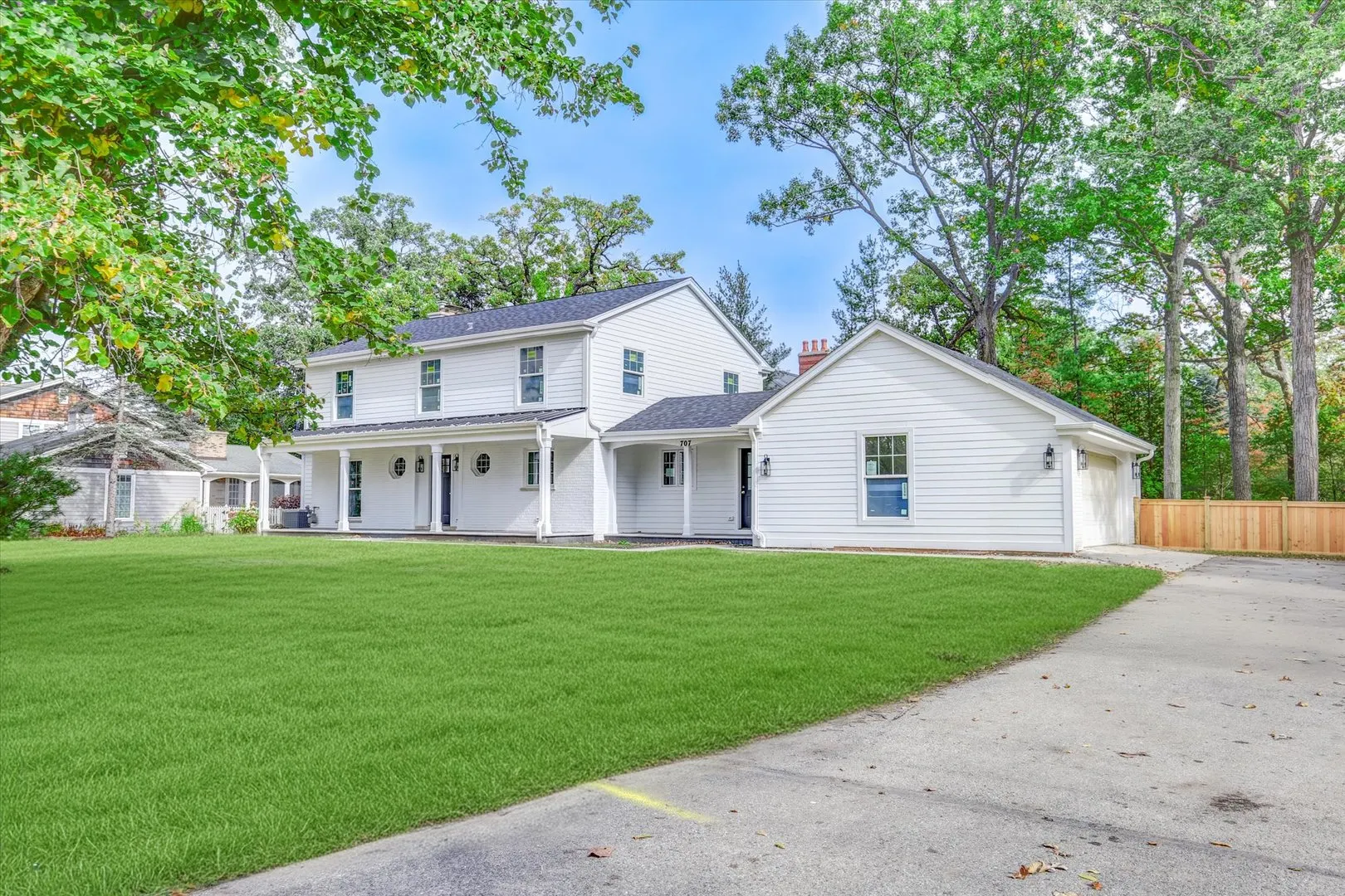 707 Brierhill Road IL