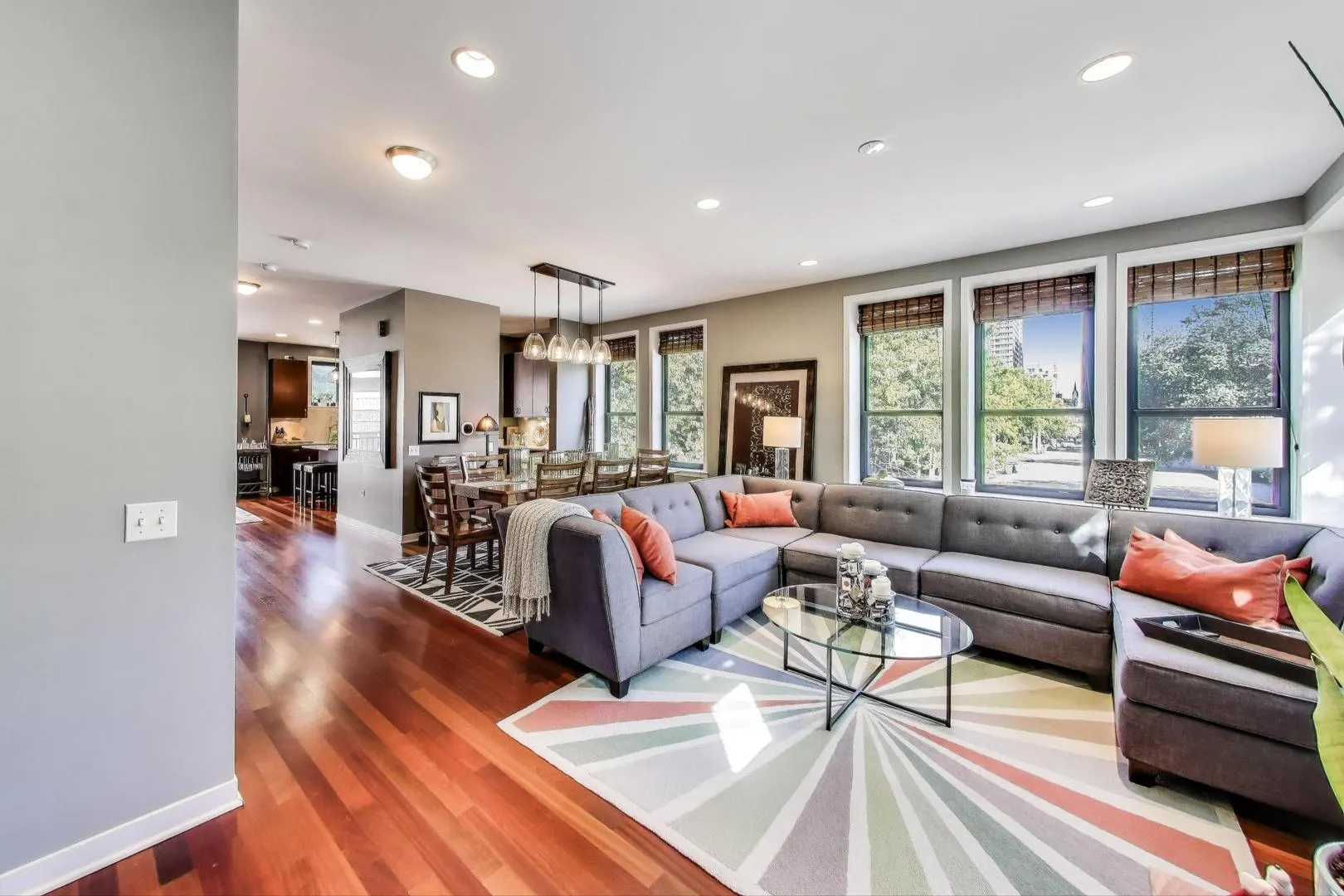 420 W Elm Street 0 IL