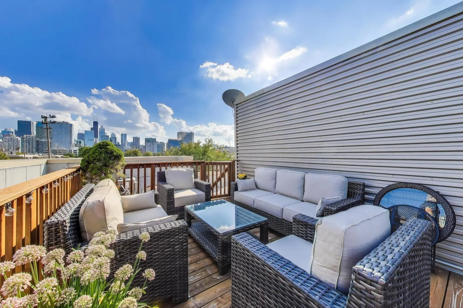 420 W Elm Street 0 IL