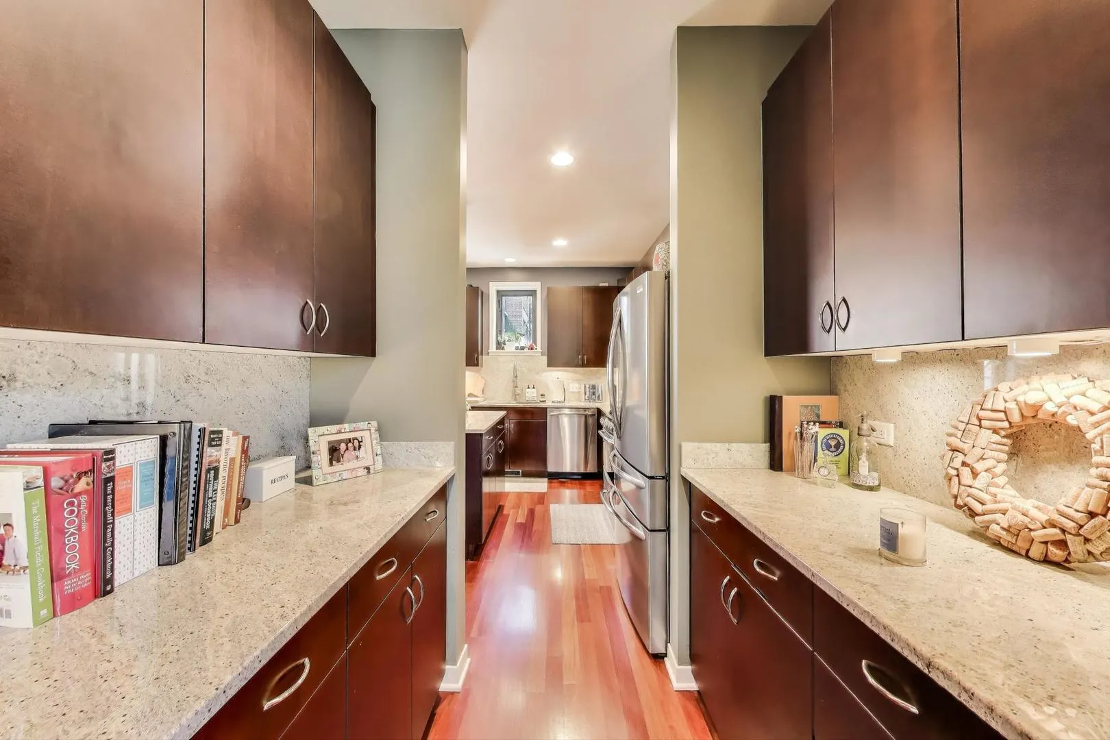 420 W Elm Street 0 IL