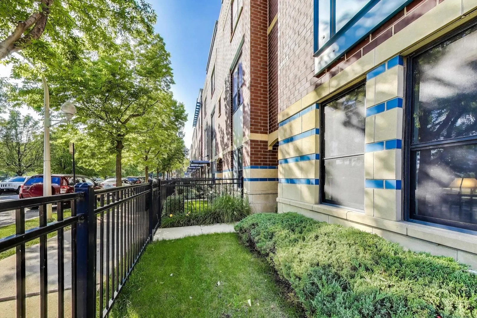 420 W Elm Street 0 IL
