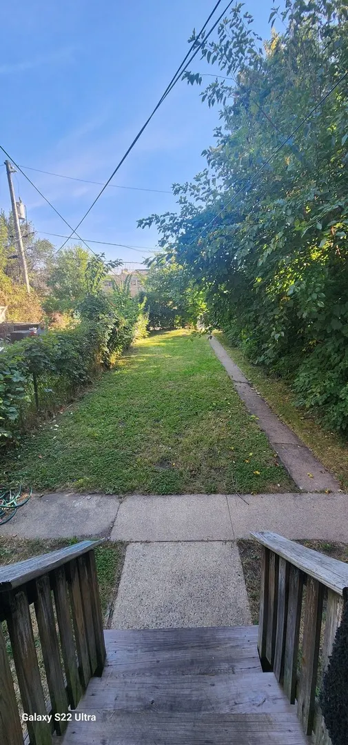 1117 E 82nd Place IL