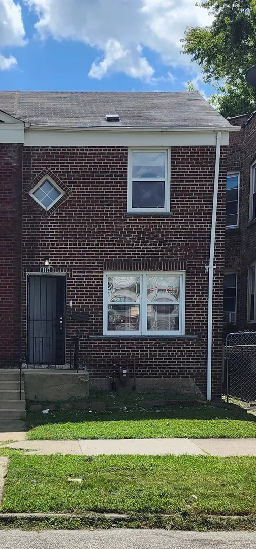 1117 E 82nd Place IL