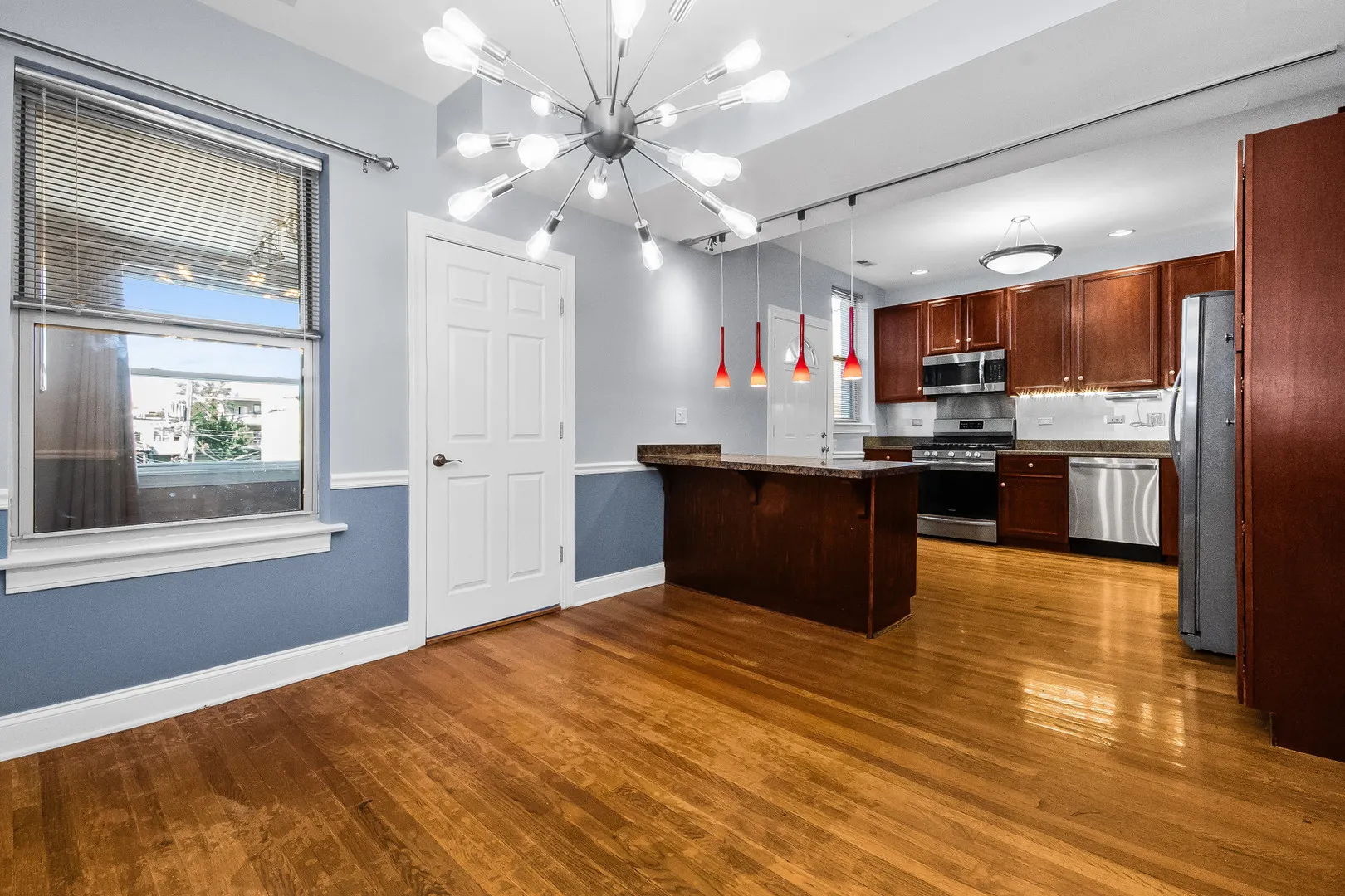 6646 N Ashland Avenue 3 IL