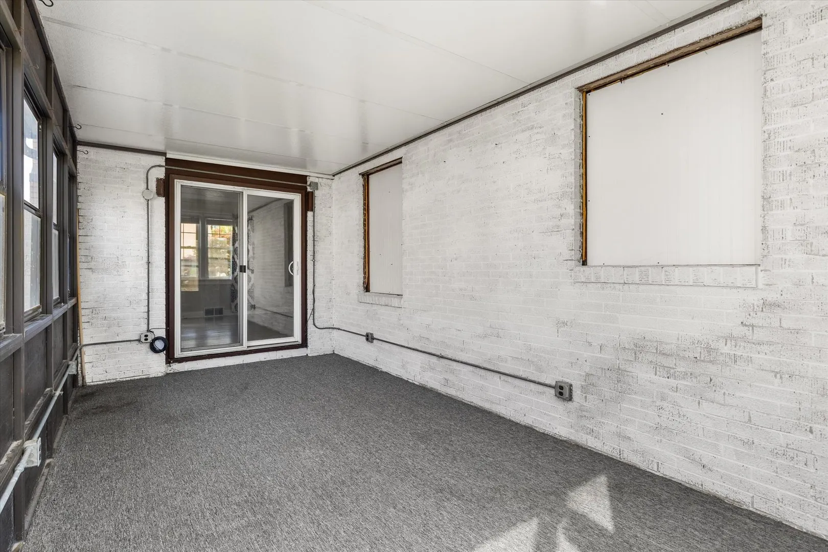 1307 E Hickory Street IL