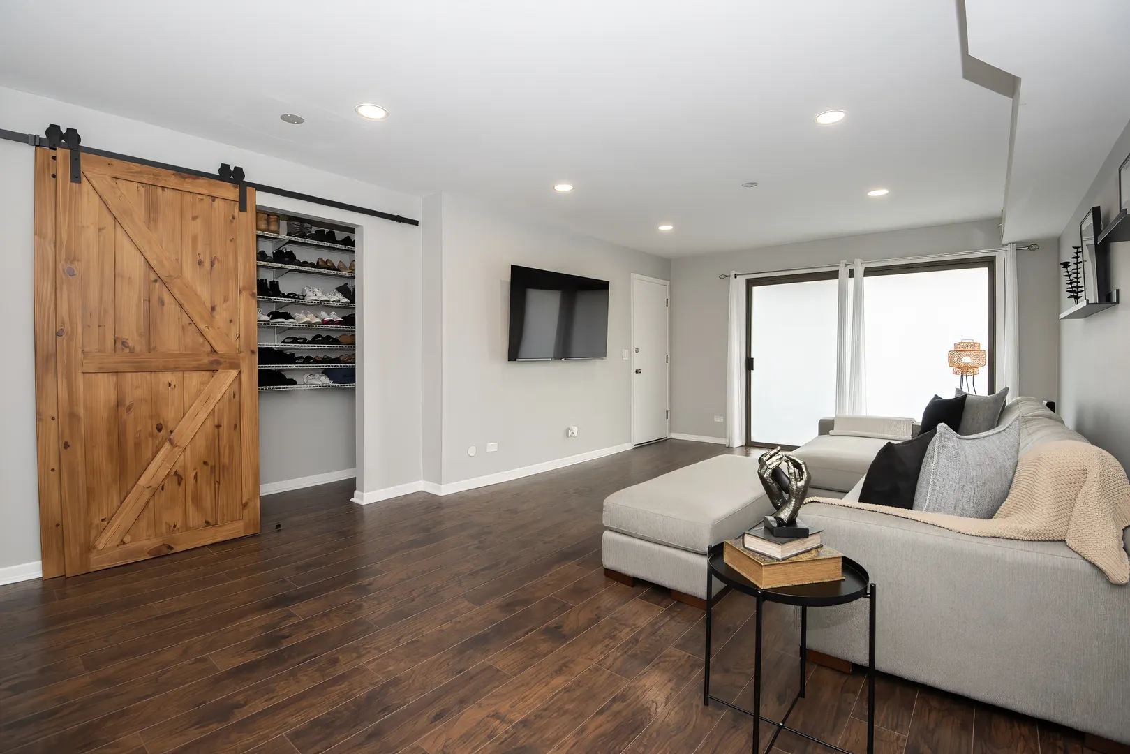 6453 N Northwest Highway C5 IL