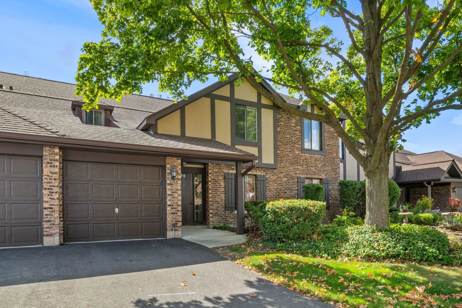 890 Sheldon Court C IL