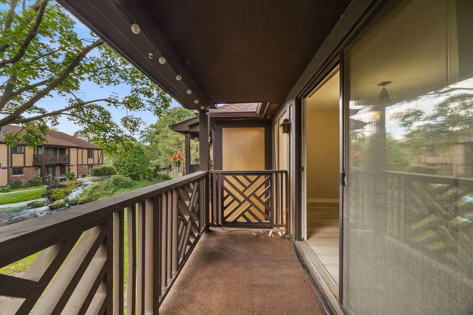890 Sheldon Court C IL