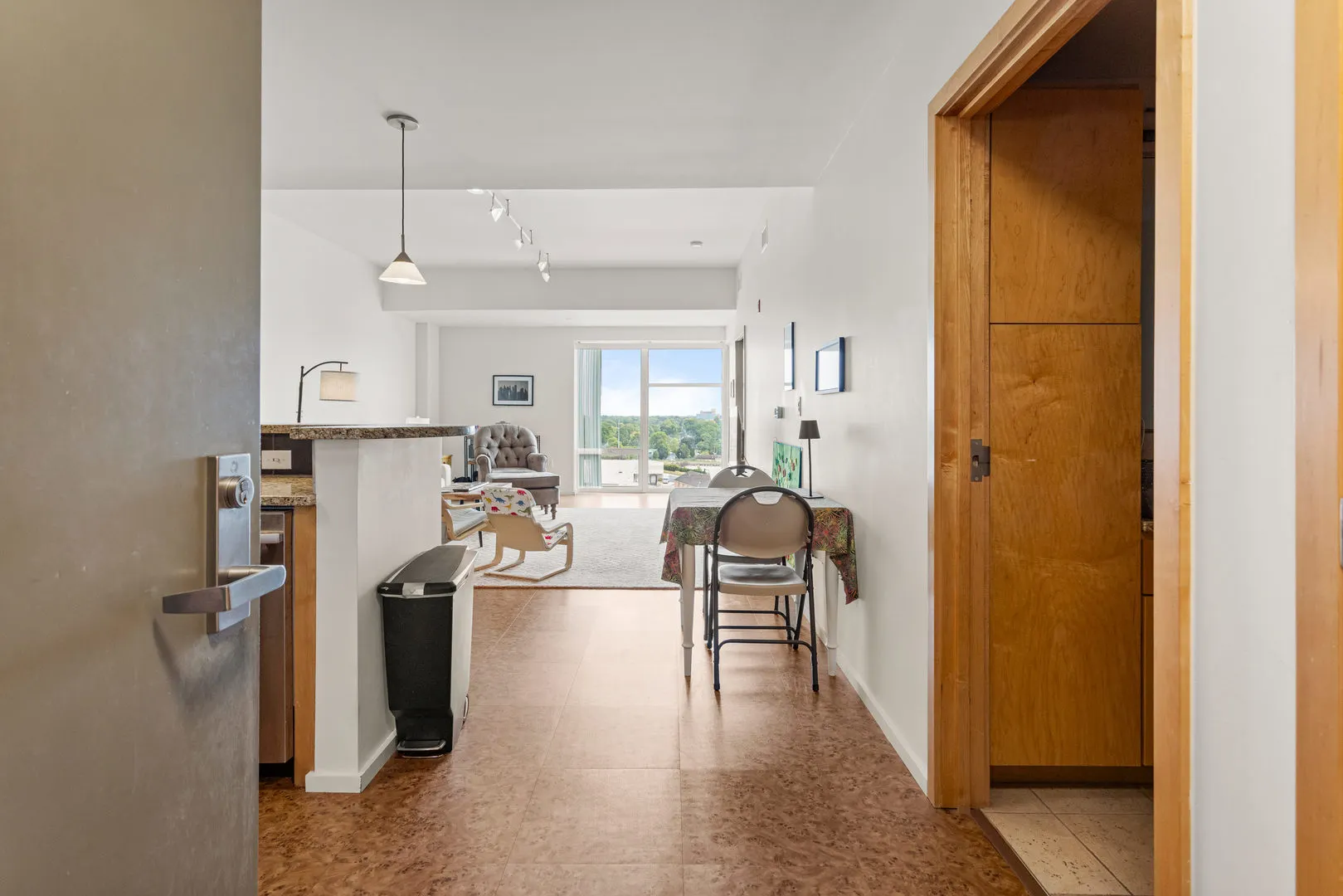 301 N Neil Street 702 IL
