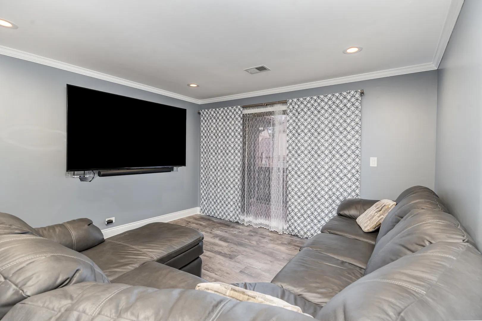 9148 Clairmont Court 9148 IL