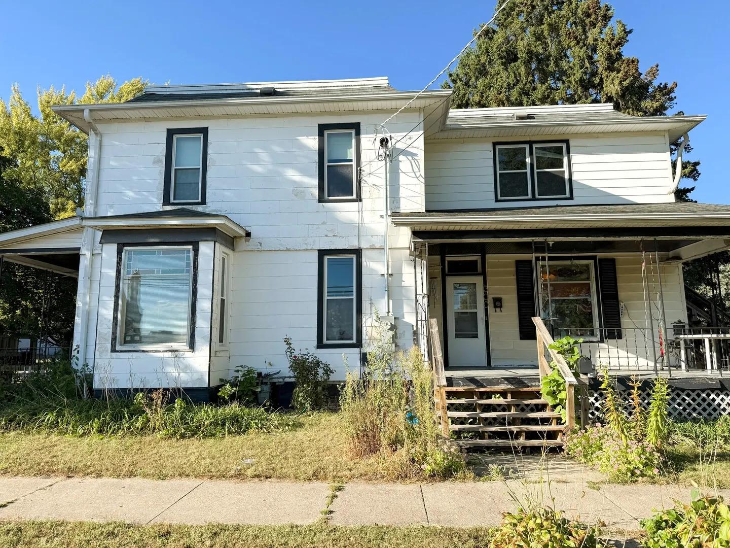 300 E Division Street IL