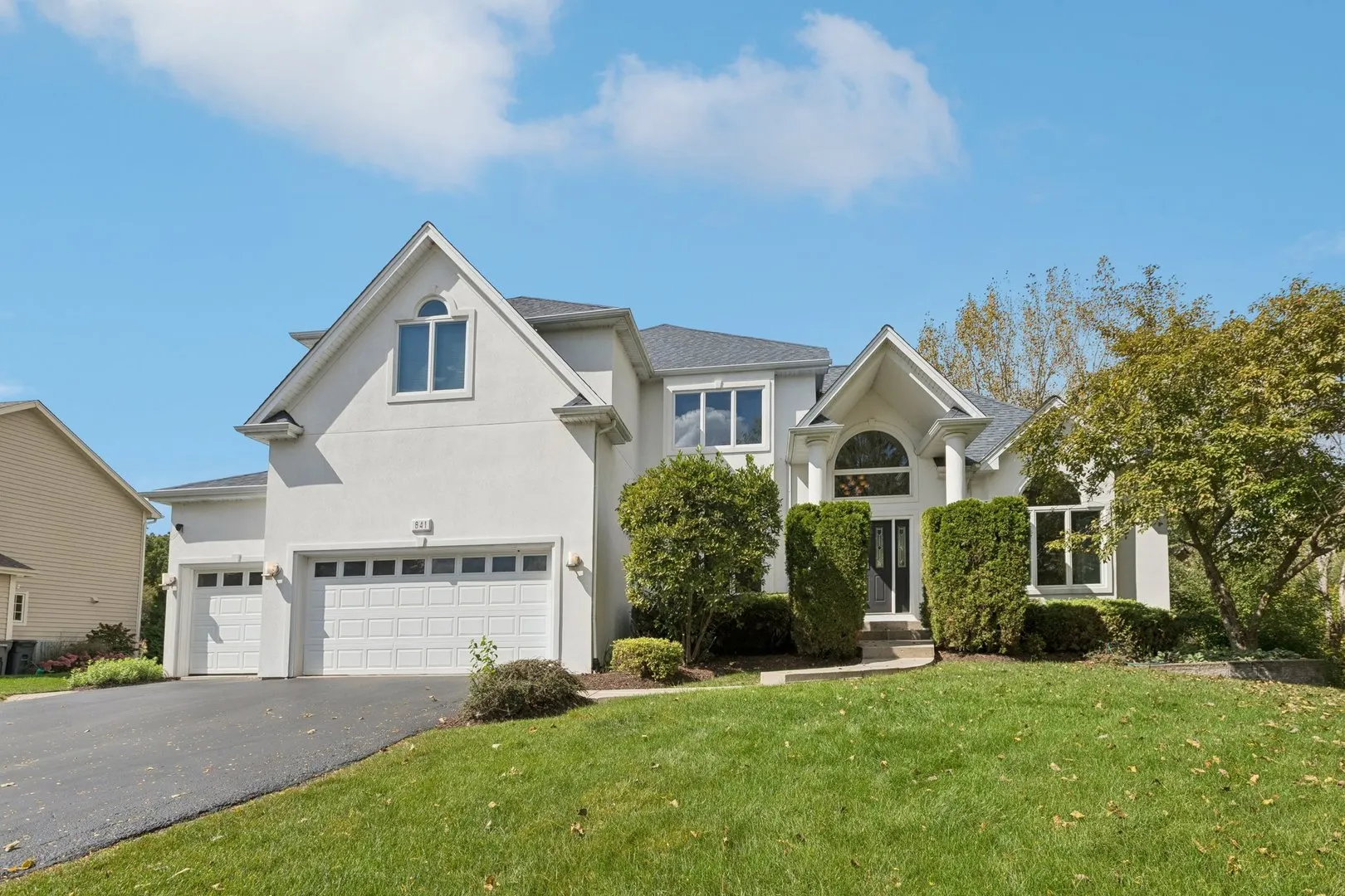 841 Black Walnut Drive IL