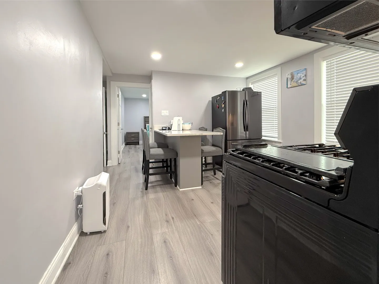 6200 S Kolin Avenue 1 IL