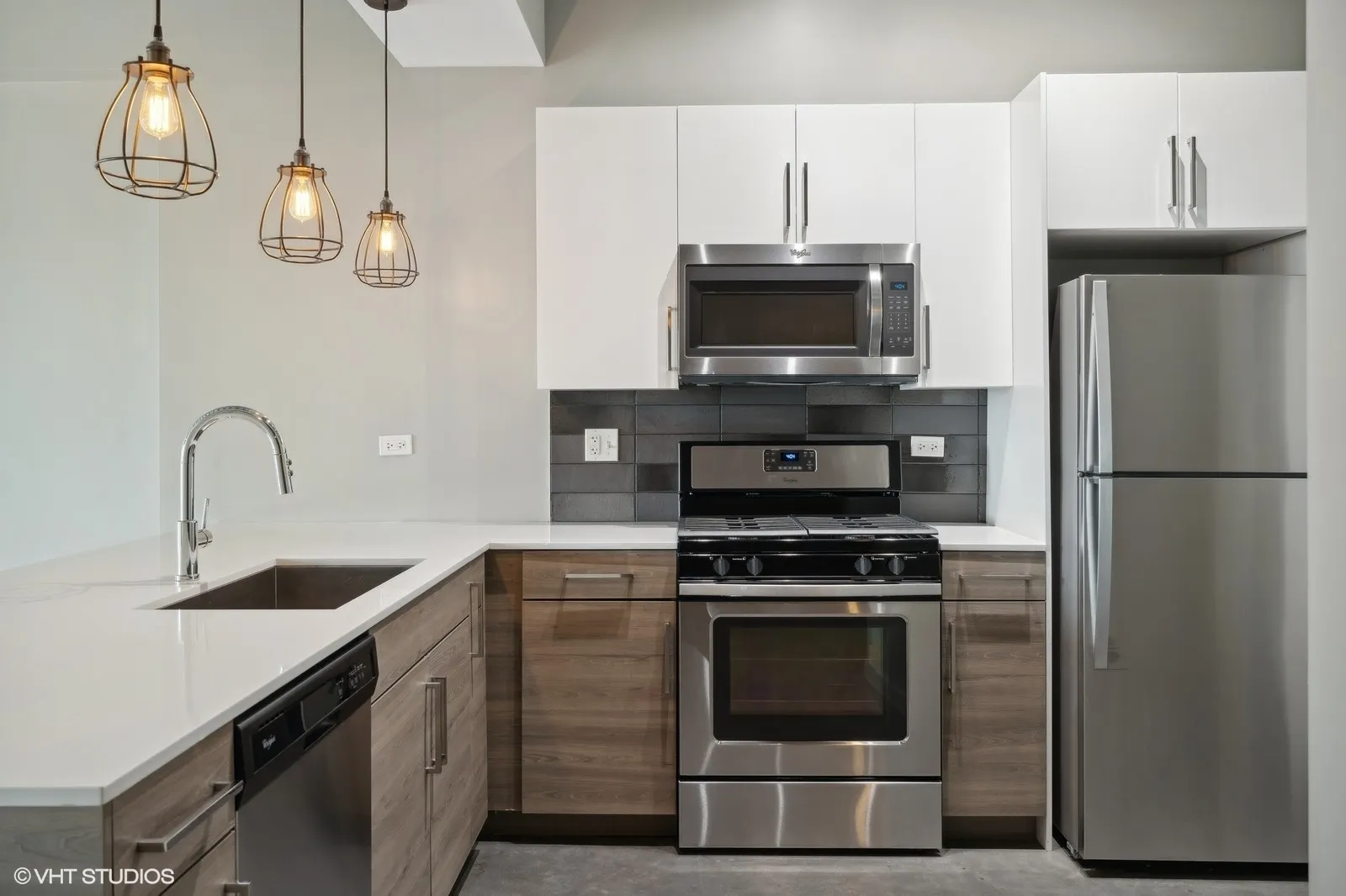 1241 N MILWAUKEE Avenue 306 IL