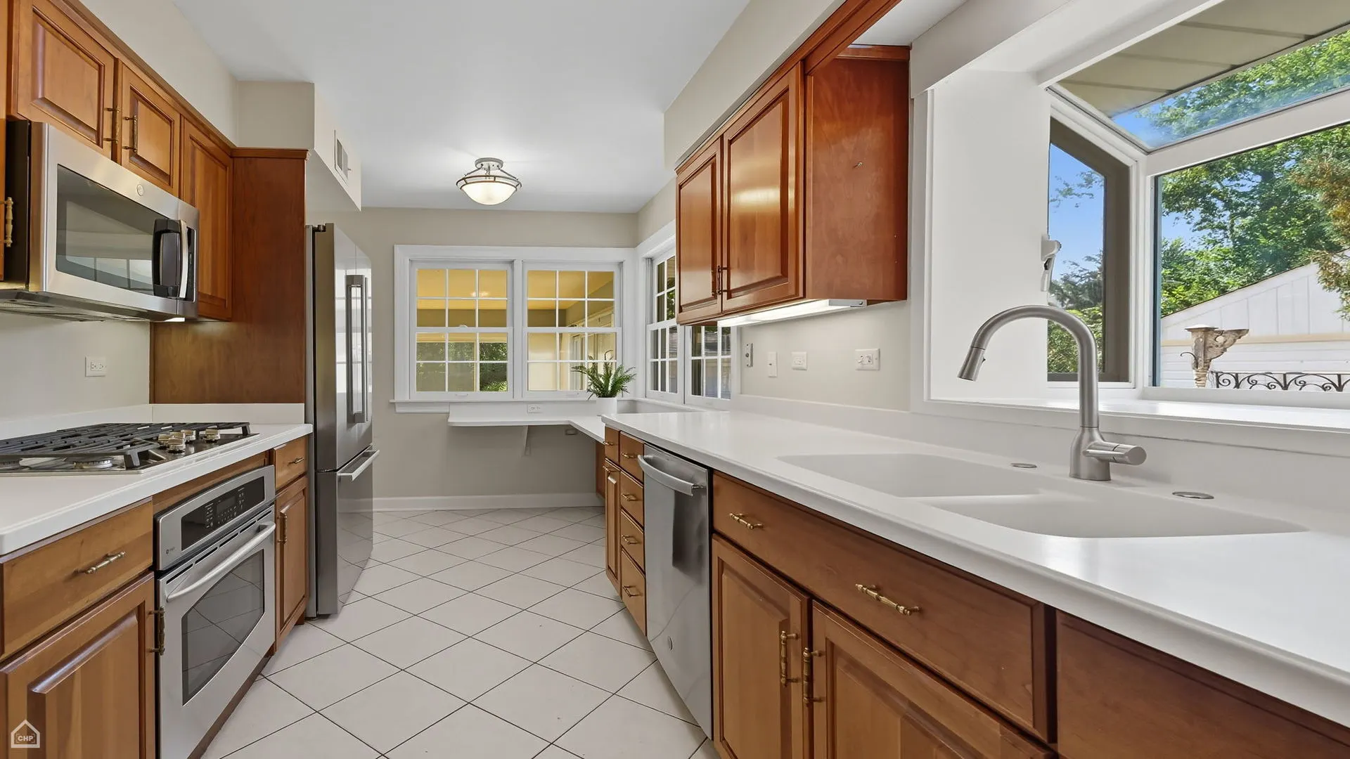 2539 Lake Avenue IL