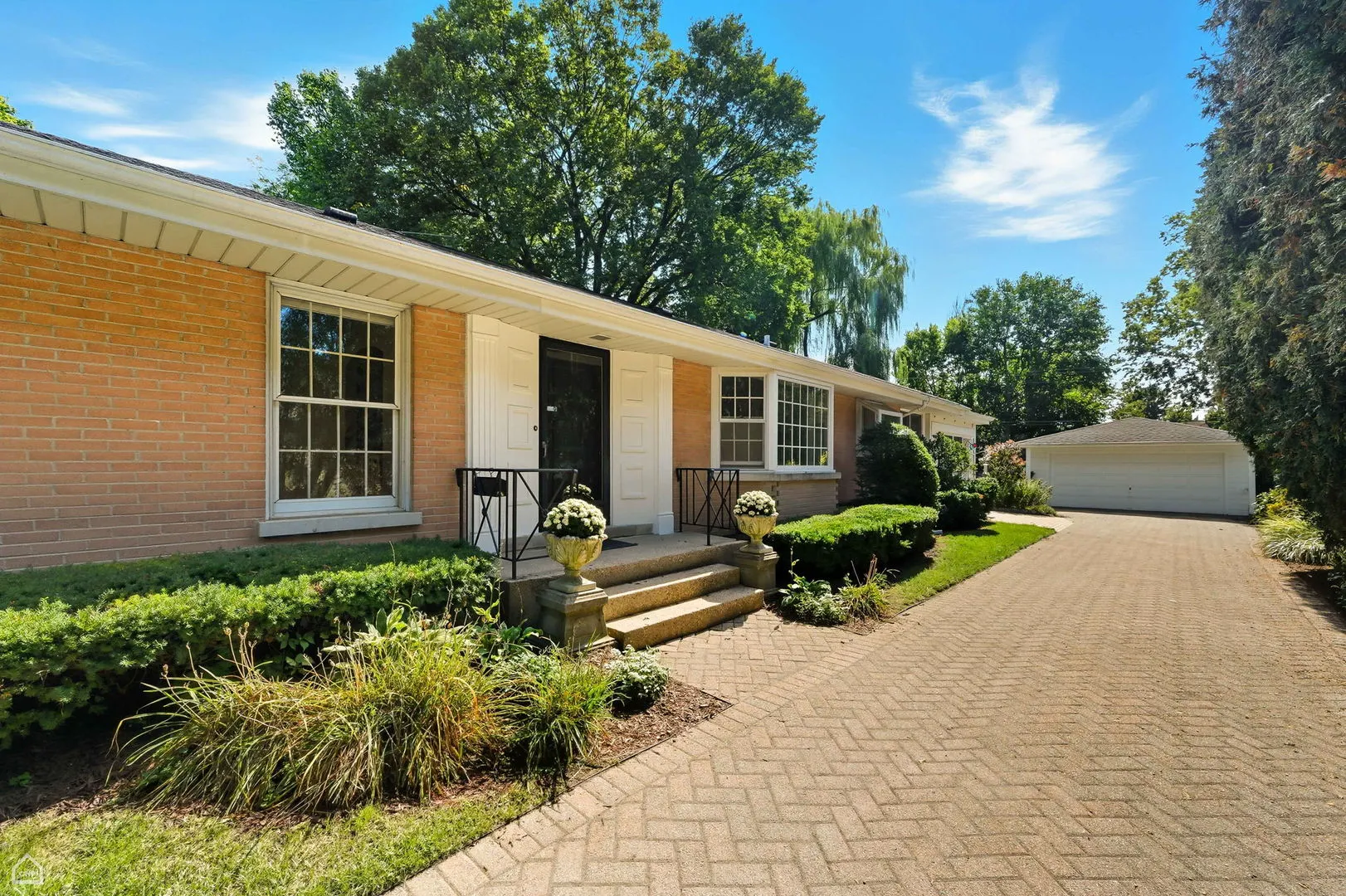 2539 Lake Avenue IL