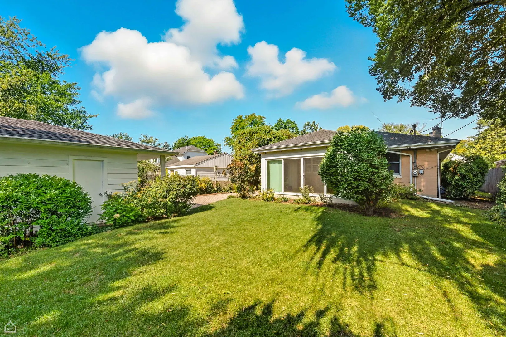 2539 Lake Avenue IL
