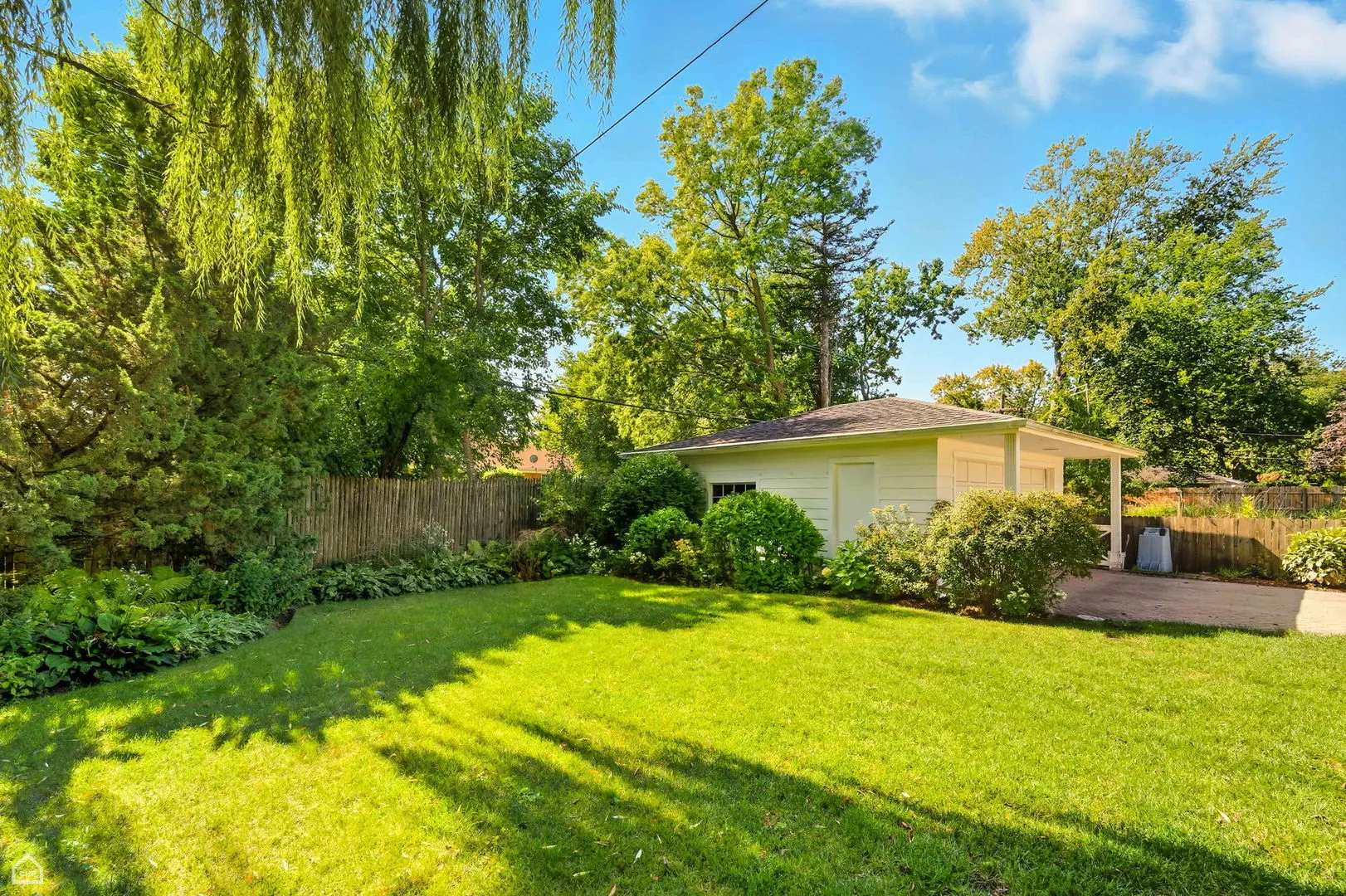 2539 Lake Avenue IL
