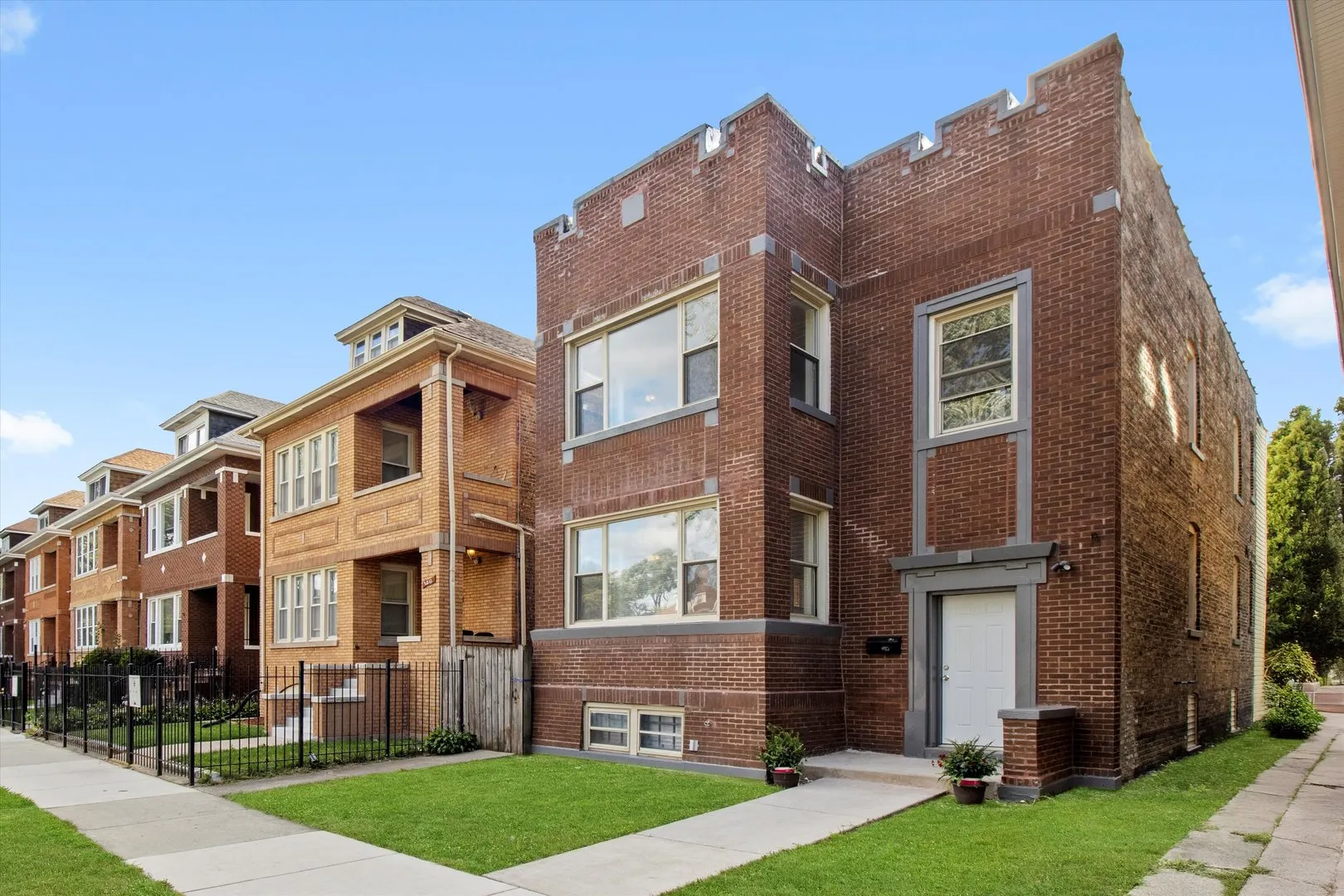6806 S Rockwell Street IL