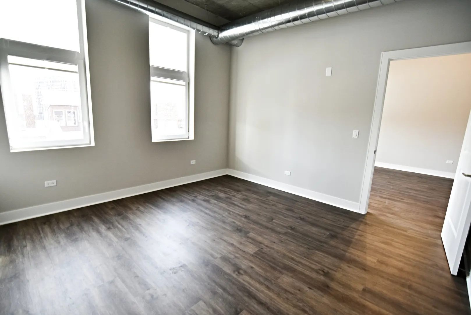 3833 N Broadway Street 720 IL