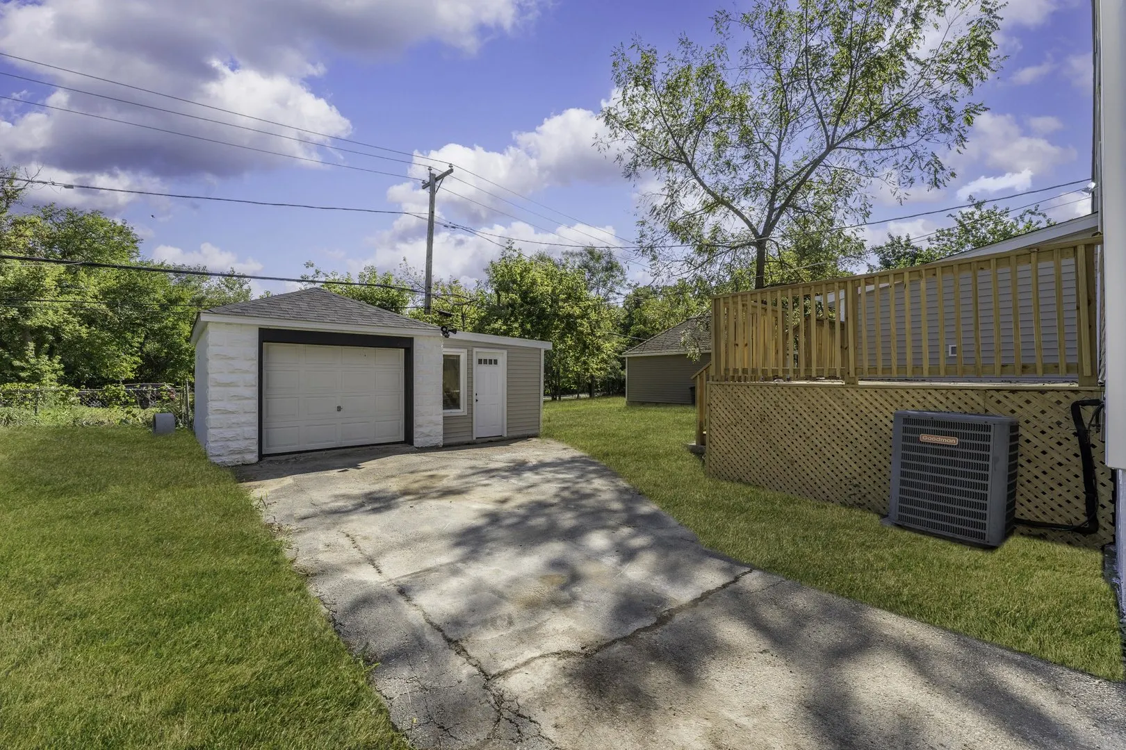 320 Glenwood Avenue IL
